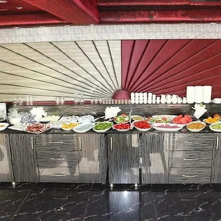 Dom Hotel